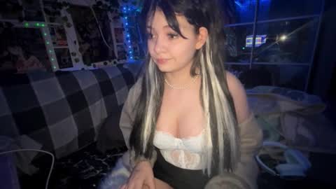 nikoli_naw online show from 11, 2, 2026