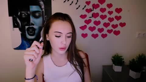 Snapshot of nikonara_ chatting on 11, 1, 2025 nikonara_ online show from 11, 1, 2025