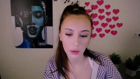 Snapshot of nikonara_ chatting on 22, 1, 2025 nikonara_ online show from 22, 1, 2025