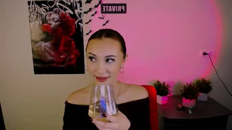 Snapshot of nikonara_ chatting on 9, 3, 2025 nikonara_ online show from 9, 3, 2025