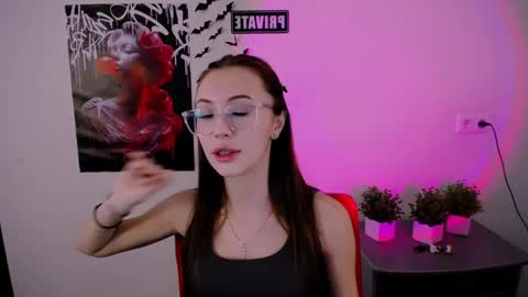 Snapshot of nikonara_ chatting on 11, 3, 2025 nikonara_ online show from 11, 3, 2025