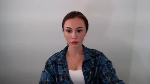 Snapshot of nikonara_ chatting on 21, 9, 2025 nikonara_ online show from 21, 9, 2025