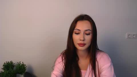 Snapshot of nikonara_ chatting on 22, 10, 2025 nikonara_ online show from 22, 10, 2025