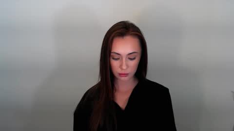 Snapshot of nikonara_ chatting on 3, 11, 2025 nikonara_ online show from 3, 11, 2025