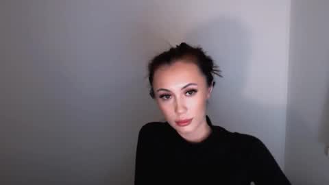 Snapshot of nikonara_ chatting on 20, 11, 2025 nikonara_ online show from 20, 11, 2025