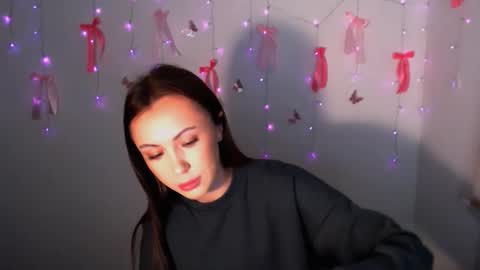 Snapshot of nikonara_ chatting on 20, 12, 2025 nikonara_ online show from 20, 12, 2025