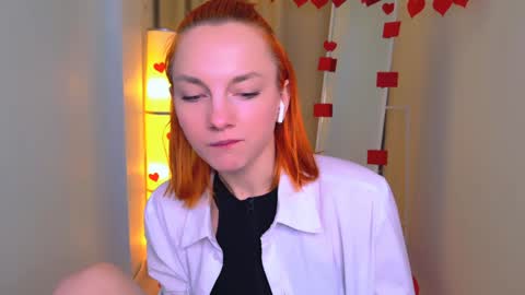 Snapshot of nillie_kelly chatting on 8, 2, 2025 Nillie online show from 8, 2, 2025