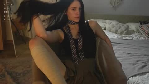 Snapshot of nimfaheart chatting on 6, 11, 2025 Jennet online show from 6, 11, 2025