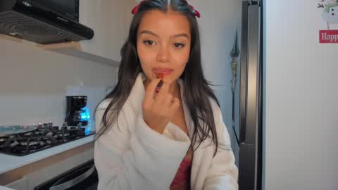 NINA online show from 19, 12, 2024