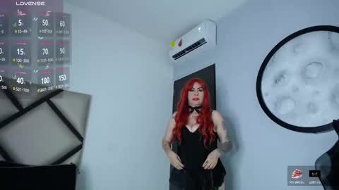 nina_foxx02 online show from 5, 12, 2025