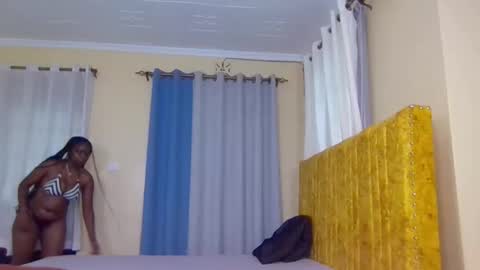 Snapshot of nina_ray1 chatting on 17, 10, 2025 Nina online show from 17, 10, 2025