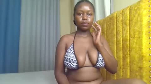 Snapshot of nina_ray1 chatting on 30, 10, 2025 Nina online show from 30, 10, 2025