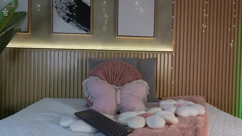 Snapshot of nina_soul chatting on 18, 5, 2026 NINA online show from 18, 5, 2026