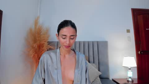 Snapshot of ninacavallli chatting on 27, 12, 2024 Nina online show from 27, 12, 2024