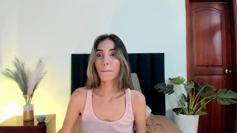 Snapshot of ninacavallli chatting on 28, 1, 2025 Nina online show from 28, 1, 2025