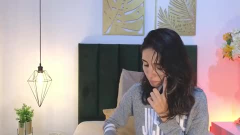 Snapshot of ninacavallli chatting on 29, 9, 2025 Nina online show from 29, 9, 2025