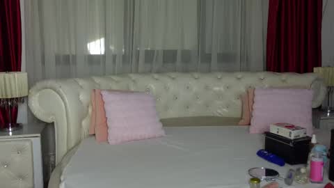 Snapshot of ninacrystal chatting on 21, 2, 2025 NinaCrystal online show from 21, 2, 2025