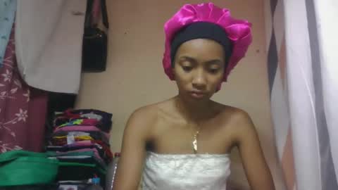 Snapshot of ninaeaa chatting on 26, 4, 2026 ninaeaa online show from 26, 4, 2026