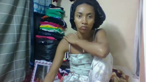 Snapshot of ninaeaa chatting on 22, 5, 2026 ninaeaa online show from 22, 5, 2026