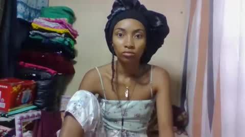 Snapshot of ninaeaa chatting on 23, 5, 2026 ninaeaa online show from 23, 5, 2026