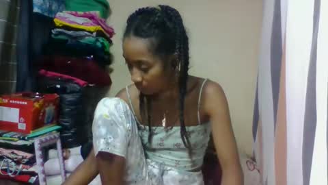Snapshot of ninaeaa chatting on 23, 5, 2026 ninaeaa online show from 23, 5, 2026