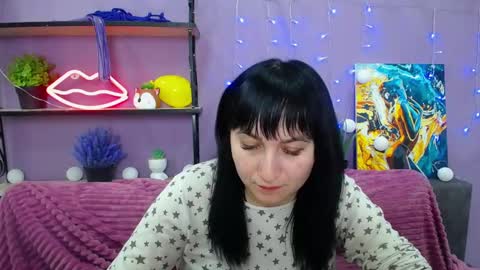 ninaflawlees online show from 30, 1, 2025