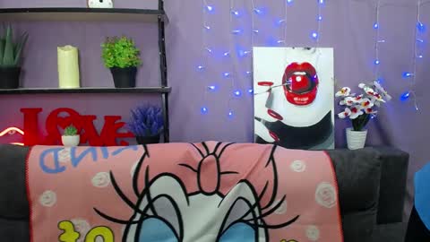 ninaflawlees online show from 11, 3, 2025