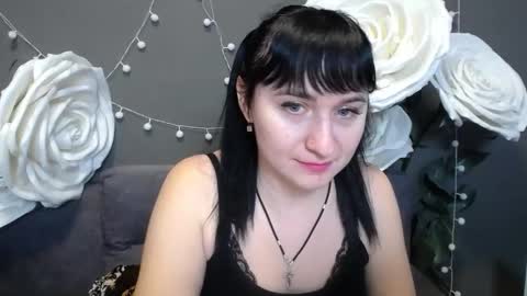 ninaflawlees online show from 23, 11, 2025