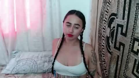 Snapshot of ninakravtz chatting on 29, 10, 2025 N I N A online show from 29, 10, 2025