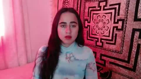 Snapshot of ninakravtz chatting on 2, 11, 2025 N I N A online show from 2, 11, 2025