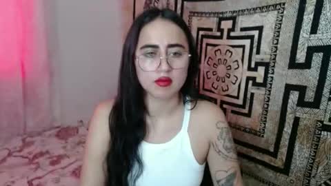 Snapshot of ninakravtz chatting on 13, 11, 2025 N I N A online show from 13, 11, 2025