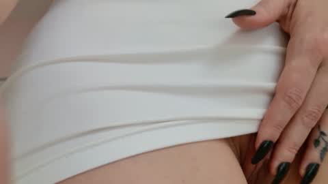 Snapshot of ninaoneil chatting on 26, 2, 2025 NinaOneil online show from 26, 2, 2025