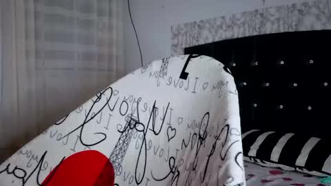 Snapshot of ninasky19 chatting on 21, 5, 2026 ninasky19 online show from 21, 5, 2026