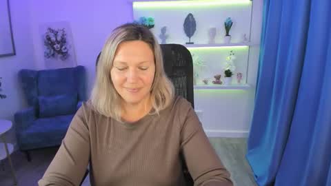 Snapshot of ninastarle chatting on 13, 9, 2025 ninastarle online show from 13, 9, 2025