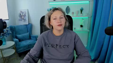 Snapshot of ninastarle chatting on 27, 9, 2025 ninastarle online show from 27, 9, 2025