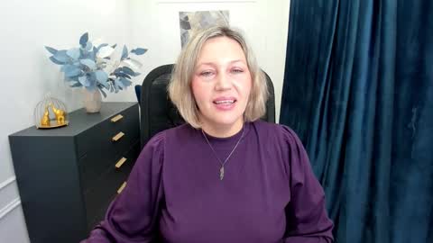 Snapshot of ninastarle chatting on 11, 10, 2025 ninastarle online show from 11, 10, 2025