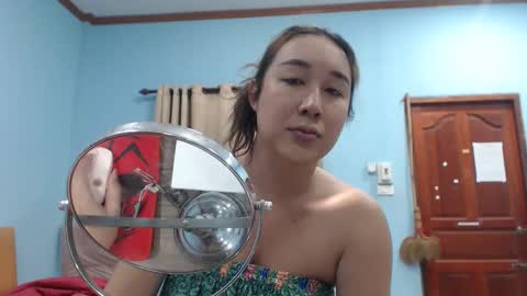 Snapshot of ninewladyboy chatting on 22, 9, 2025 ninew online show from 22, 9, 2025