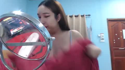 Snapshot of ninewladyboy chatting on 8, 10, 2025 ninew online show from 8, 10, 2025