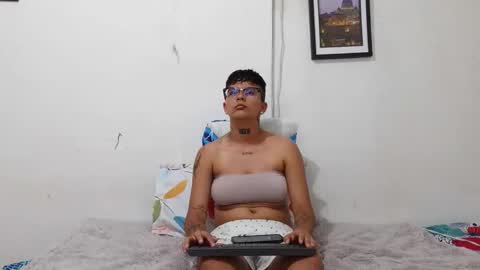 nini_smith online show from 14, 4, 2026