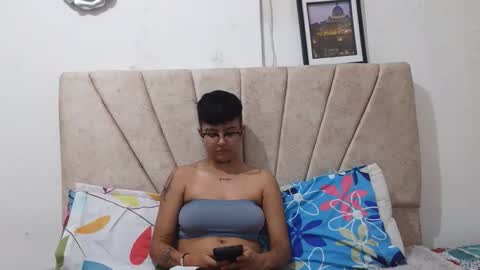 nini_smith online show from 23, 4, 2026