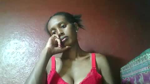 Snapshot of ninie246746 chatting on 18, 1, 2025 ninie246746 online show from 18, 1, 2025