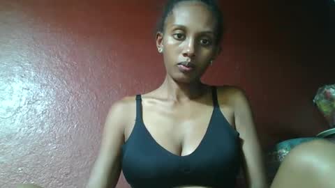 Snapshot of ninie246746 chatting on 24, 2, 2025 ninie246746 online show from 24, 2, 2025