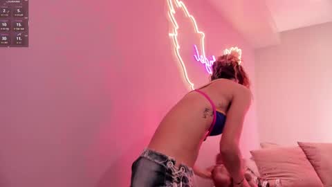 Snapshot of ninna_monroe_ chatting on 28, 10, 2025 Ninna online show from 28, 10, 2025