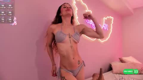 Snapshot of ninna_monroe_ chatting on 15, 12, 2025 Ninna online show from 15, 12, 2025