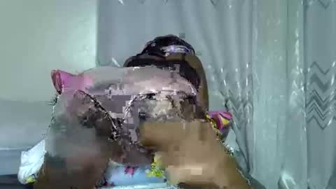 nino_ivy online show from 17, 11, 2025