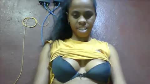 Snapshot of nirinahfy chatting on 14, 10, 2025 nirinahfy online show from 14, 10, 2025