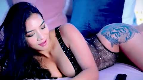 Snapshot of nishafox chatting on 17, 9, 2025 Nkkifoxxx online show from 17, 9, 2025