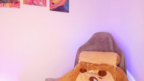 Snapshot of nix_taylor chatting on 5, 11, 2025 Nix online show from 5, 11, 2025