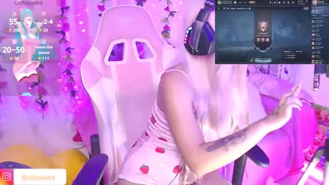 Snapshot of nixy_sama chatting on 24, 9, 2025 Nixy Sama online show from 24, 9, 2025