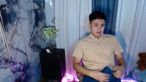 njay_16 online show from 23, 9, 2025